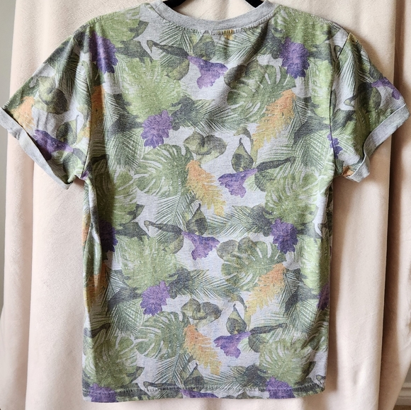 Floral T-Shirt - Picture 3 of 4